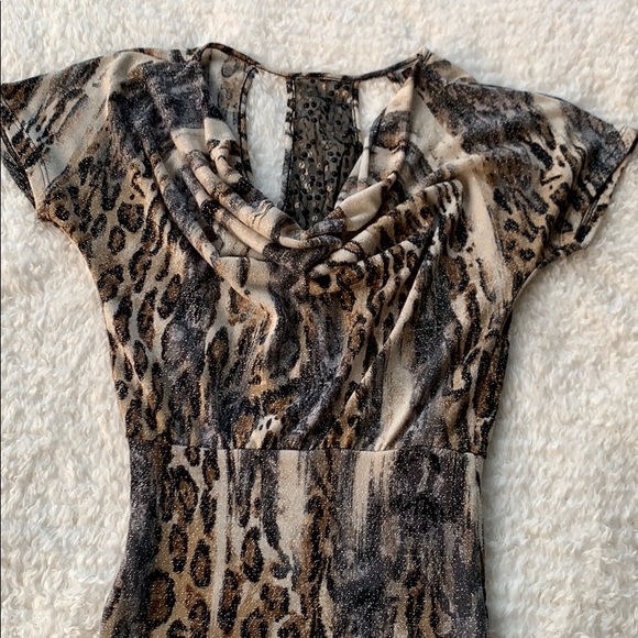 Cheetah print top - Picture 1 of 3